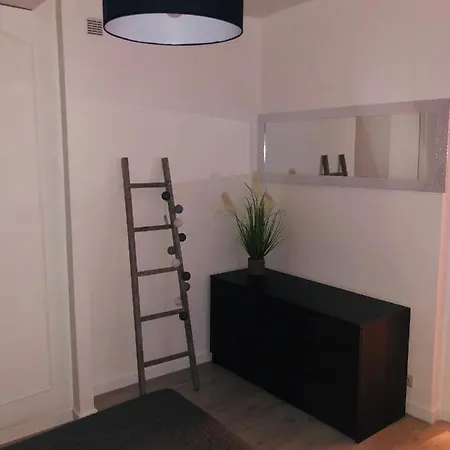 Apartment Appart Henry 4 *