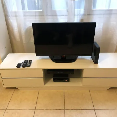 Appart Henry 4 *